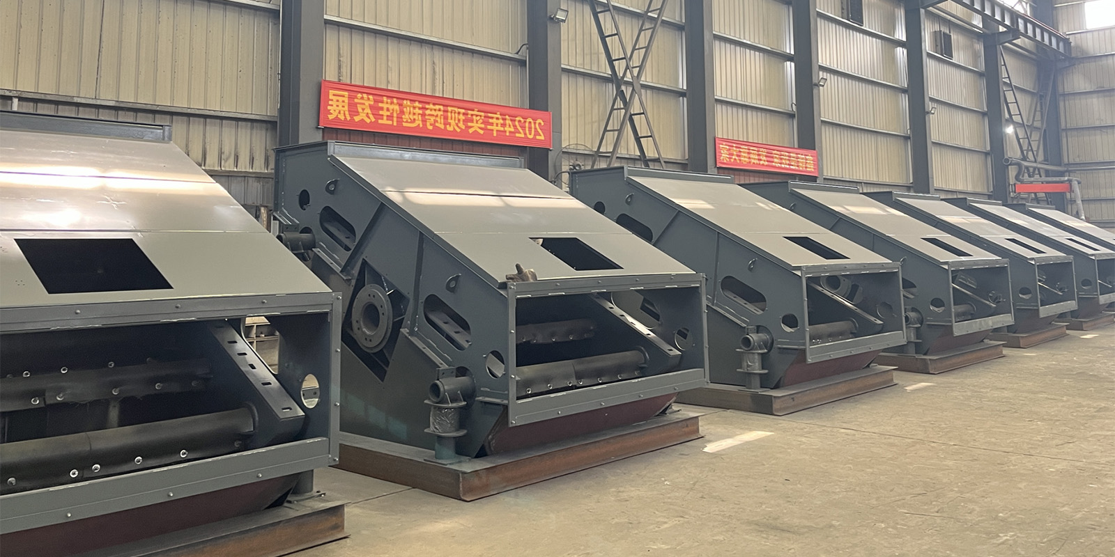 High-Efficiency Spindle-Shaped Environmental Vibrating Screen for Steel Industry 1.jpg
